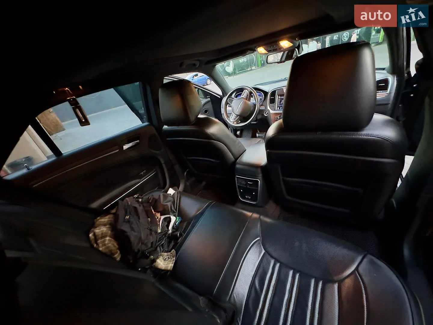 2016 Chrysler 300C - мініатюра 13