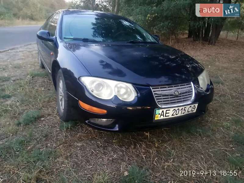 Седан Chrysler 300M 1999 в Каменском