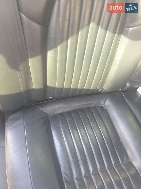 Седан Chrysler 300M 2003 в Чернівцях