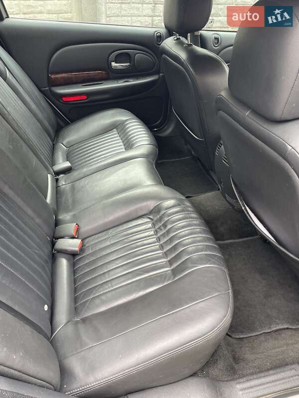 Седан Chrysler 300M 2004 в Макарове