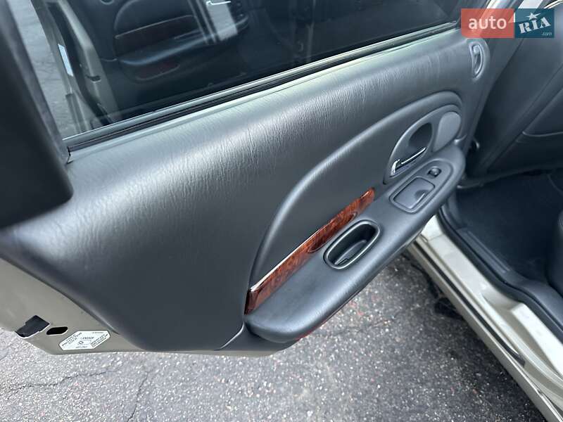 Седан Chrysler 300M 2004 в Сумах
