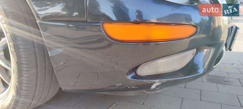 Седан Chrysler 300M 2000 в Горішніх Плавнях