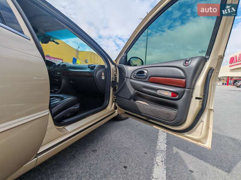 Седан Chrysler 300M 1999 в Житомире