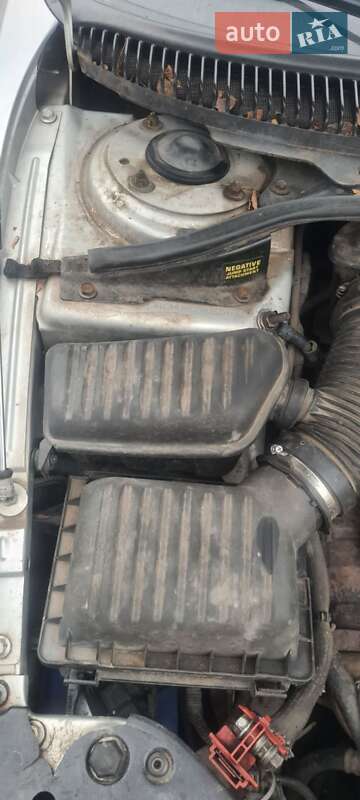 Седан Chrysler 300M 2000 в Черкассах