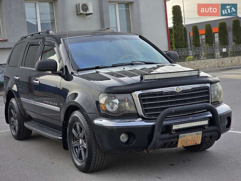 Внедорожник / Кроссовер Chrysler Aspen 2007 в Тернополе фото 4 Внедорожник / Кроссовер Chrysler Aspen 2007 в Тернополе