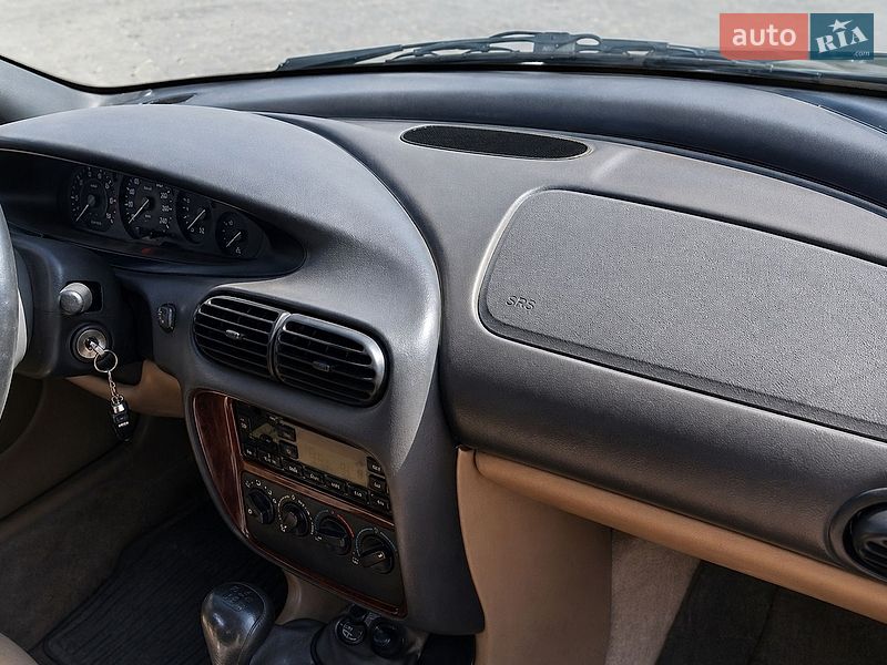 Седан Chrysler Cirrus 1996 в Кривом Роге