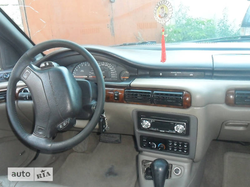 Седан Chrysler Concorde 1993 в Хмельницком