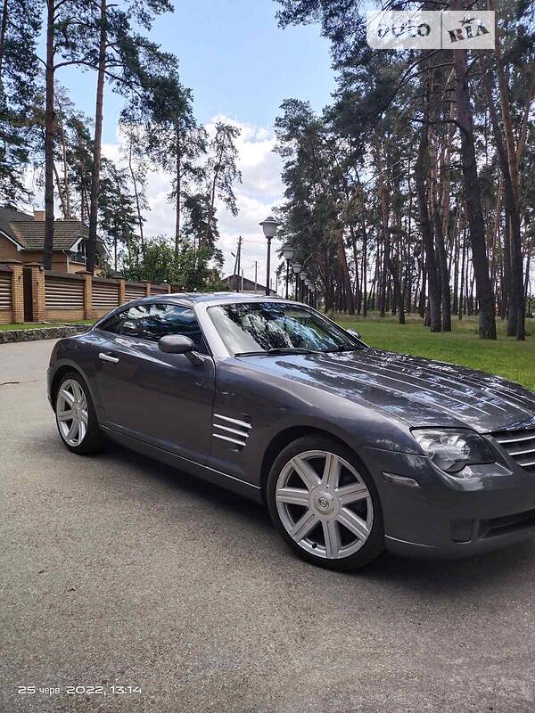 Купе Chrysler Crossfire 2004 в Києві