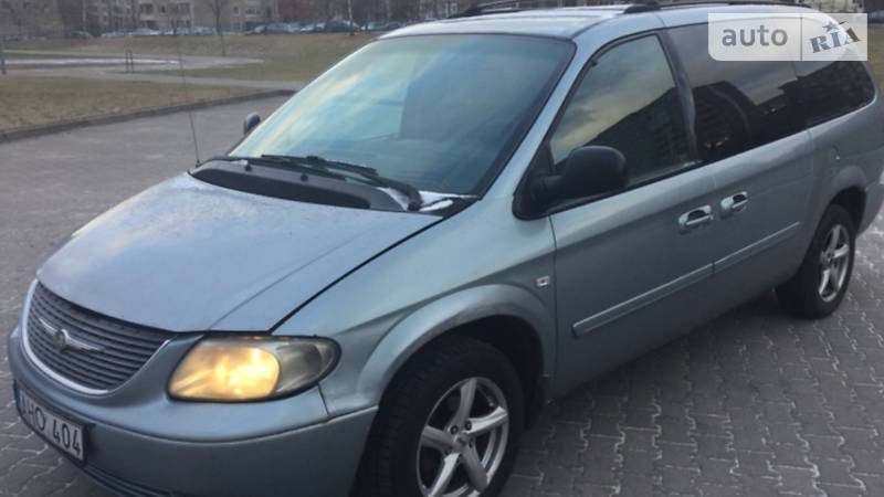 Минивэн Chrysler Grand Voyager 2003 в Львове