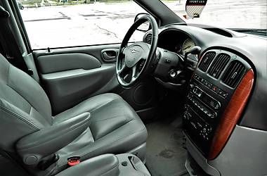 Минивэн Chrysler Grand Voyager 2006 в Ровно