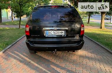 Минивэн Chrysler Grand Voyager 2003 в Новояворовске