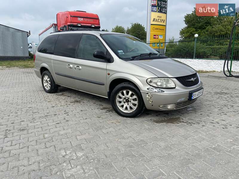 Мінівен Chrysler Grand Voyager 2004 в Кам'янець-Подільському фото 2 Мінівен Chrysler Grand Voyager 2004 в Кам'янець-Подільському