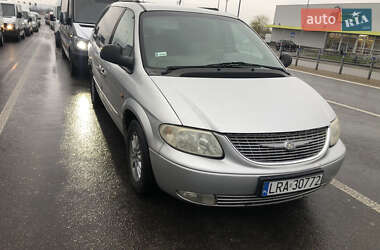 Позашляховик / Кросовер Chrysler Grand Voyager 2002 в Мостиській