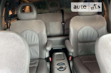 Позашляховик / Кросовер Chrysler Grand Voyager 2003 в Луцьку