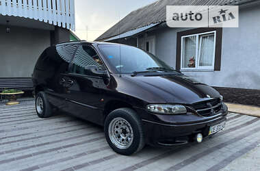 Седан Chrysler Grand Voyager 1999 в Черновцах