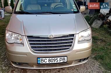 Минивэн Chrysler Grand Voyager 2008 в 