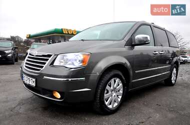 Мінівен Chrysler Grand Voyager 2010 в Львові