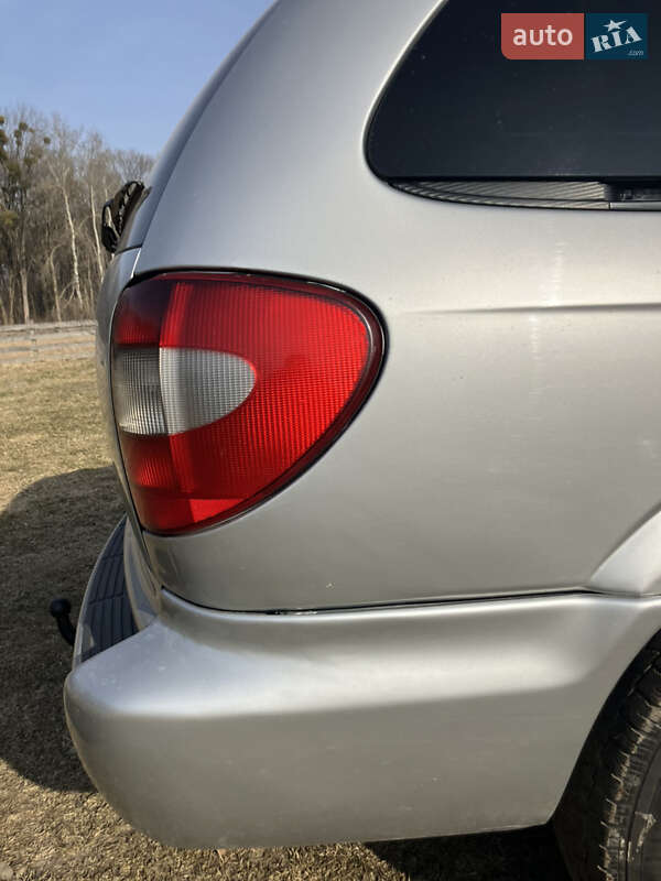 Минивэн Chrysler Grand Voyager 2001 в Львове