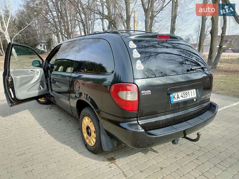Минивэн Chrysler Grand Voyager 2004 в Василькове