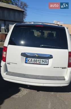 Мінівен Chrysler Grand Voyager 2009 в 