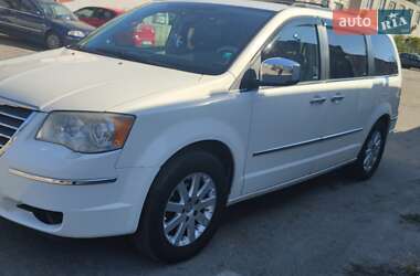 Мінівен Chrysler Grand Voyager 2009 в 