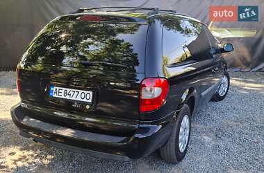 Минивэн Chrysler Grand Voyager 2007 в 