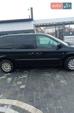 Мінівен Chrysler Grand Voyager 2003 в 