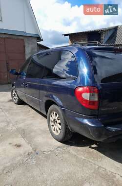 Минивэн Chrysler Grand Voyager 2006 в 