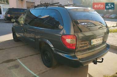Минивэн Chrysler Grand Voyager 2001 в 