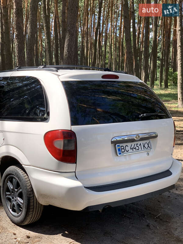 Минивэн Chrysler Grand Voyager 2005 в Сумах