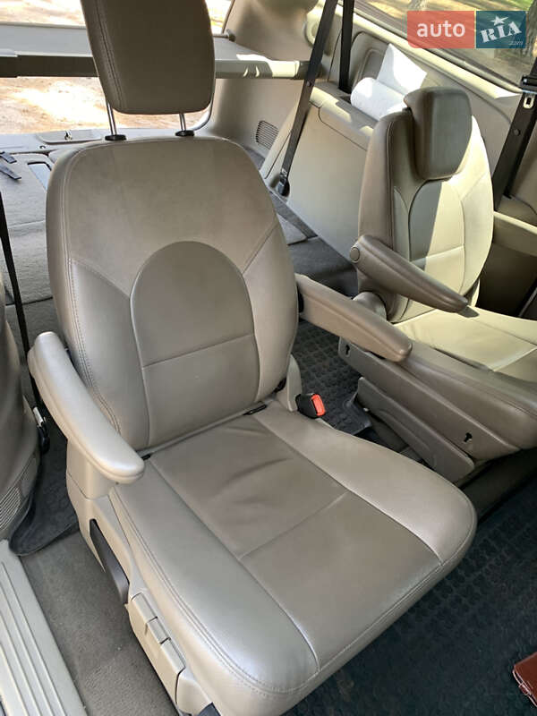 Минивэн Chrysler Grand Voyager 2005 в Сумах