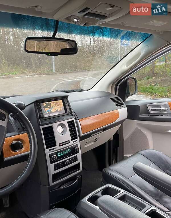 Минивэн Chrysler Grand Voyager 2008 в Житомире фото 13 Минивэн Chrysler Grand Voyager 2008 в Житомире