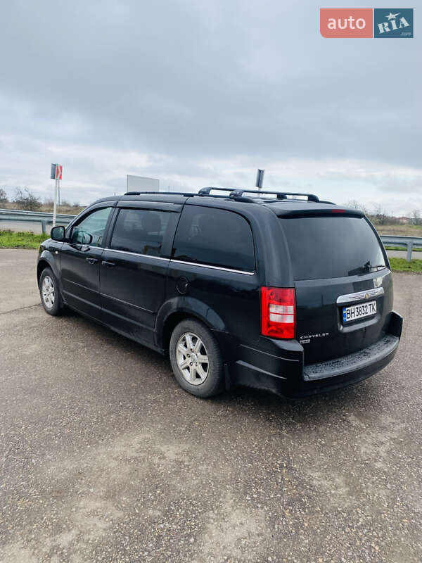 Мінівен Chrysler Grand Voyager 2010 в Одесі