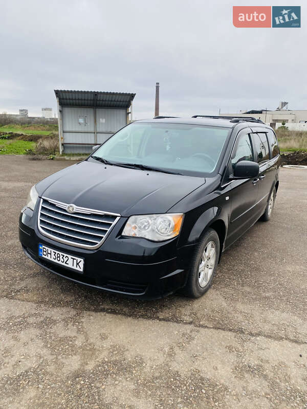 Мінівен Chrysler Grand Voyager 2010 в Одесі