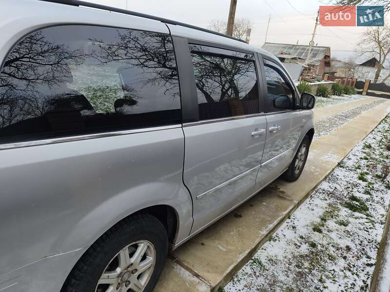 Мінівен Chrysler Grand Voyager 2008 в Івано-Франківську