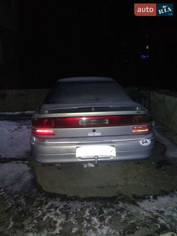 Седан Chrysler Intrepid 1994 в Здолбуніві