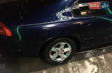 Седан Chrysler Intrepid 2004 в 
