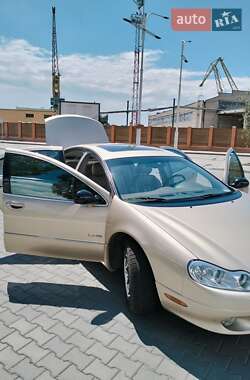 Седан Chrysler LHS 2001 в 