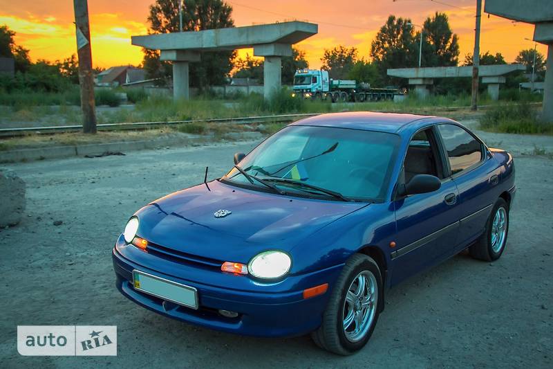 Седан Chrysler Neon 1995 в Днепре