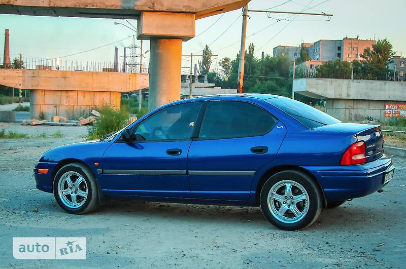 Седан Chrysler Neon 1995 в Днепре
