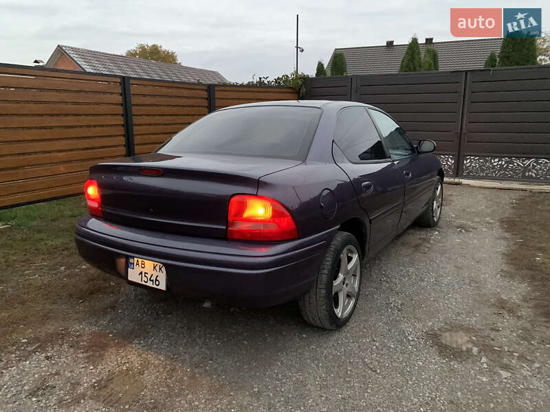 Седан Chrysler Neon 1995 в Виннице