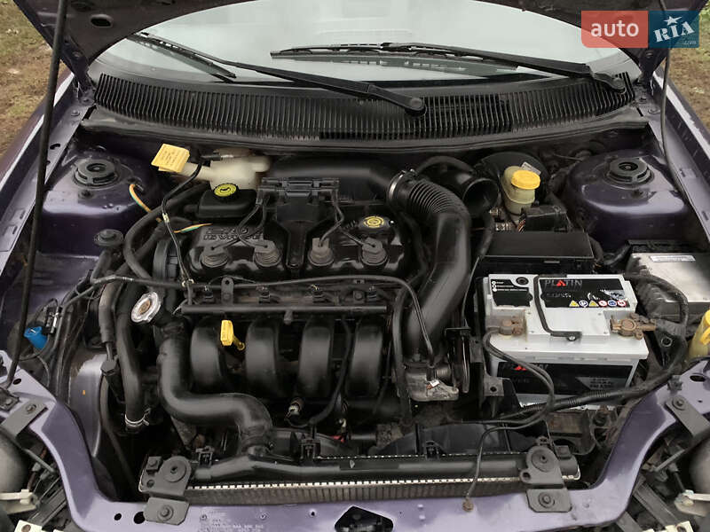 Седан Chrysler Neon 1995 в Виннице