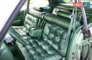 Седан Chrysler New Yorker 1976 в 