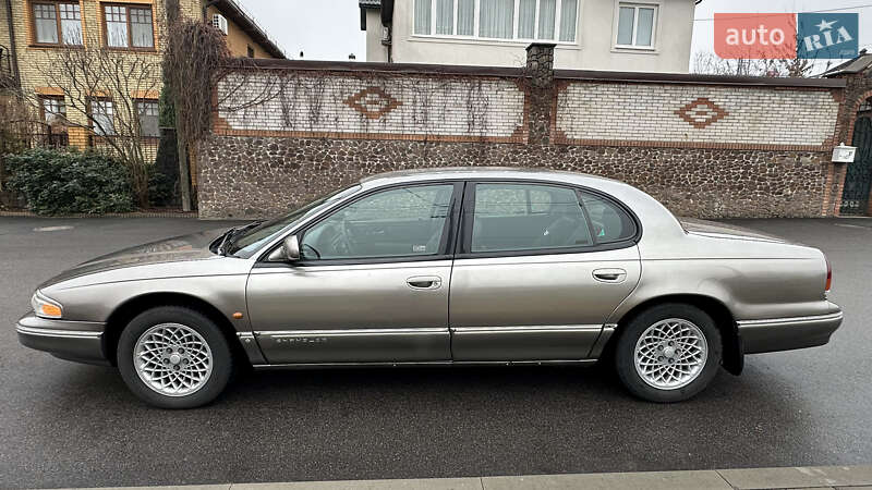 Седан Chrysler New Yorker 1995 в Белой Церкви