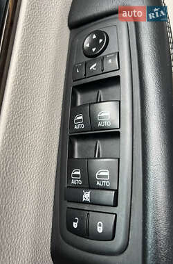 Минивэн Chrysler Pacifica 2021 в Виннице