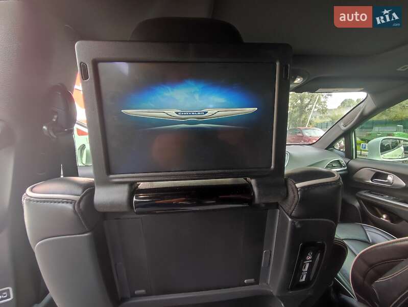 Минивэн Chrysler Pacifica 2019 в Днепре