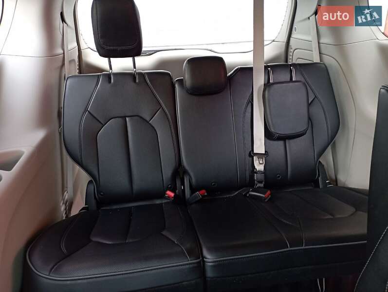 Минивэн Chrysler Pacifica 2020 в Одессе фото 26 Минивэн Chrysler Pacifica 2020 в Одессе