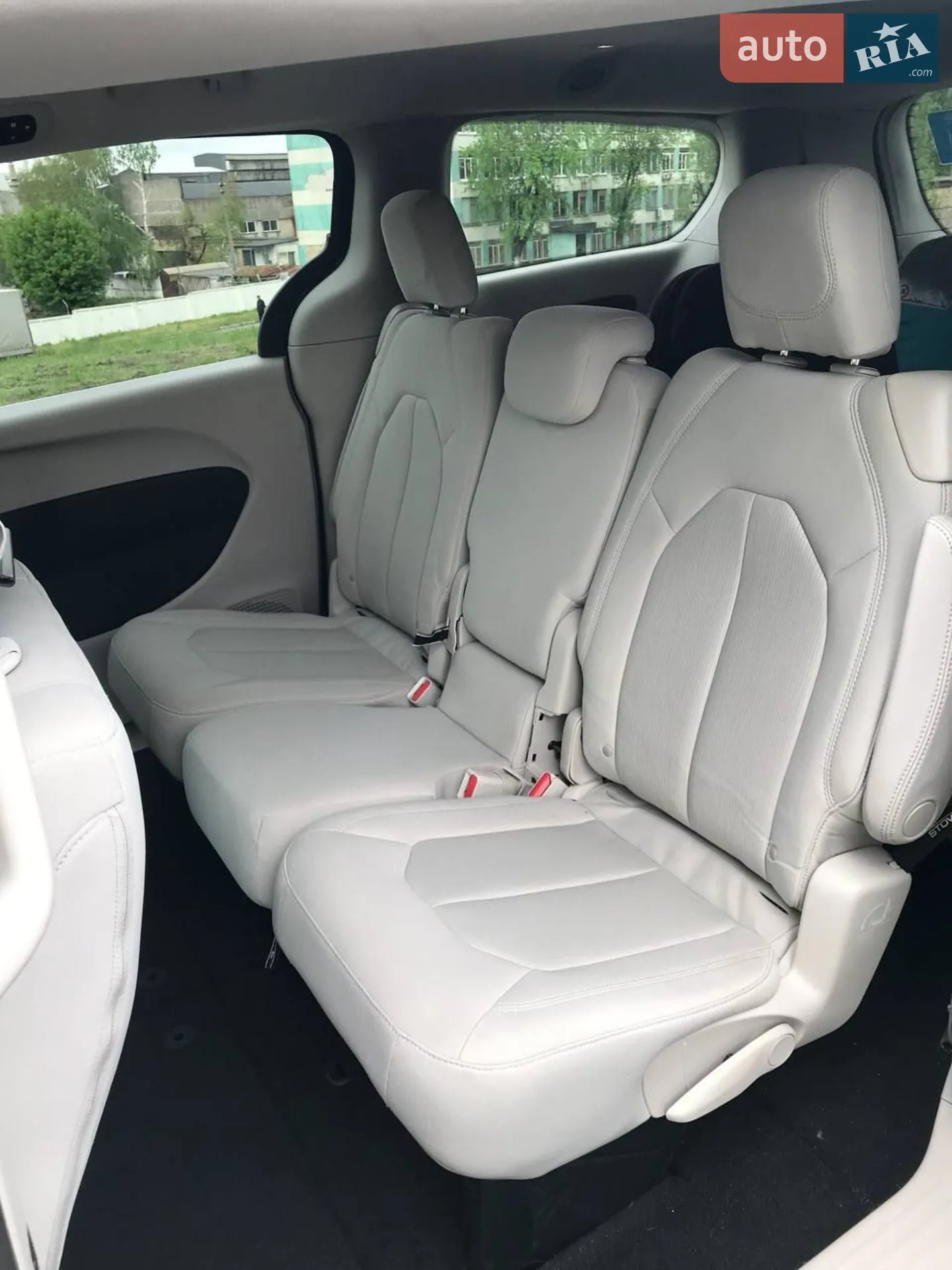 2016 Chrysler Pacifica - мініатюра 15