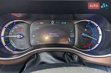 Минивэн Chrysler Pacifica 2018 в 