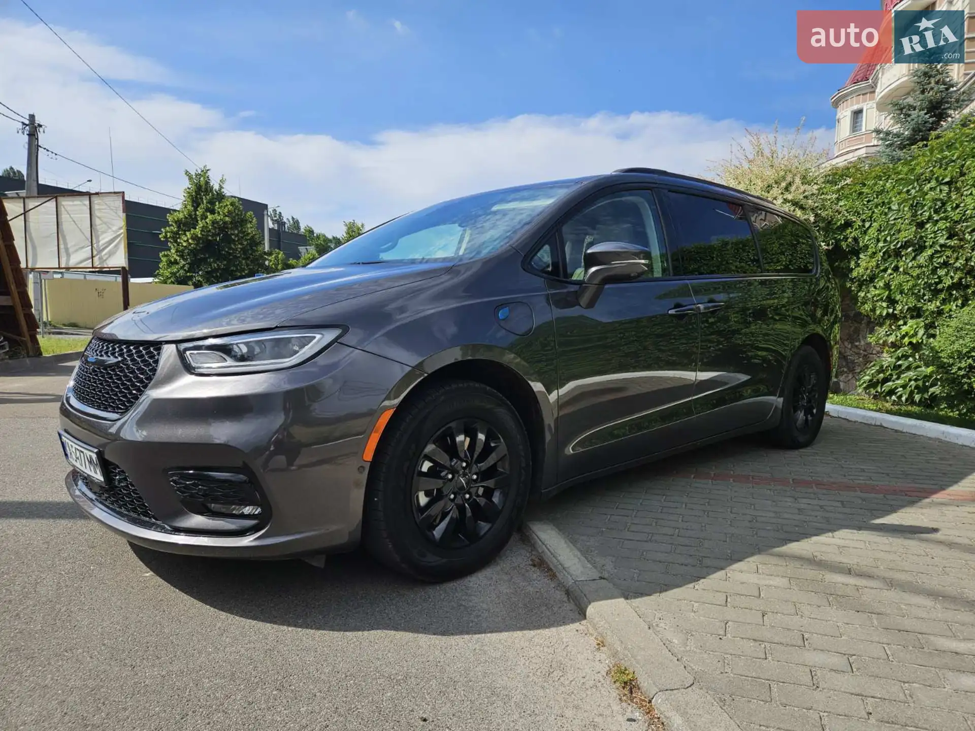 2021 Chrysler Pacifica - мініатюра 4